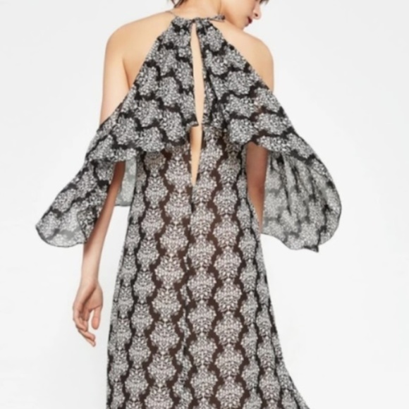 ❤SOLD❤ ZARA // flowy cold shoulder ruffle dress - Picture 10 of 15